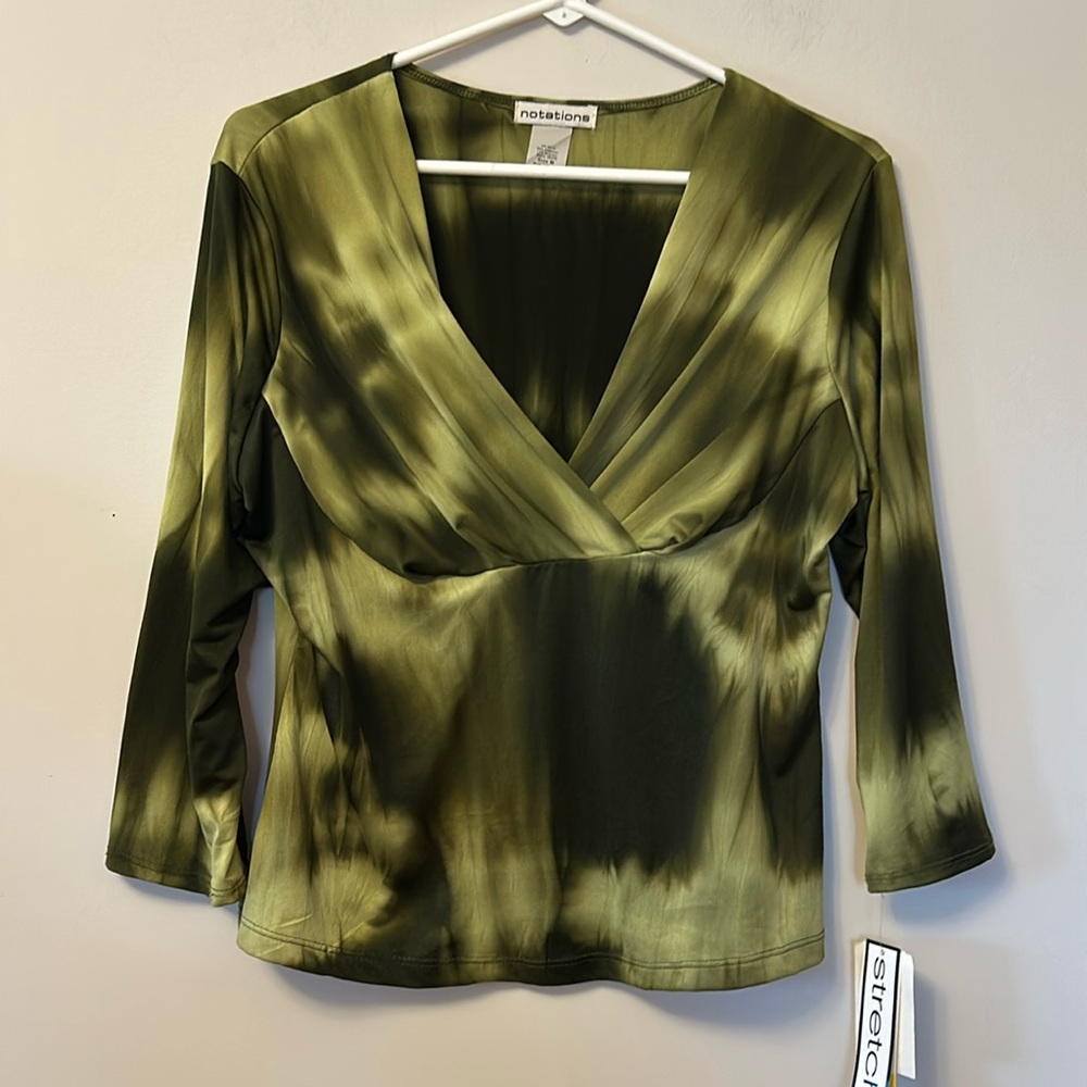 Notations 2 tone green stretchy pullover top crossover V- neck size M new w tags